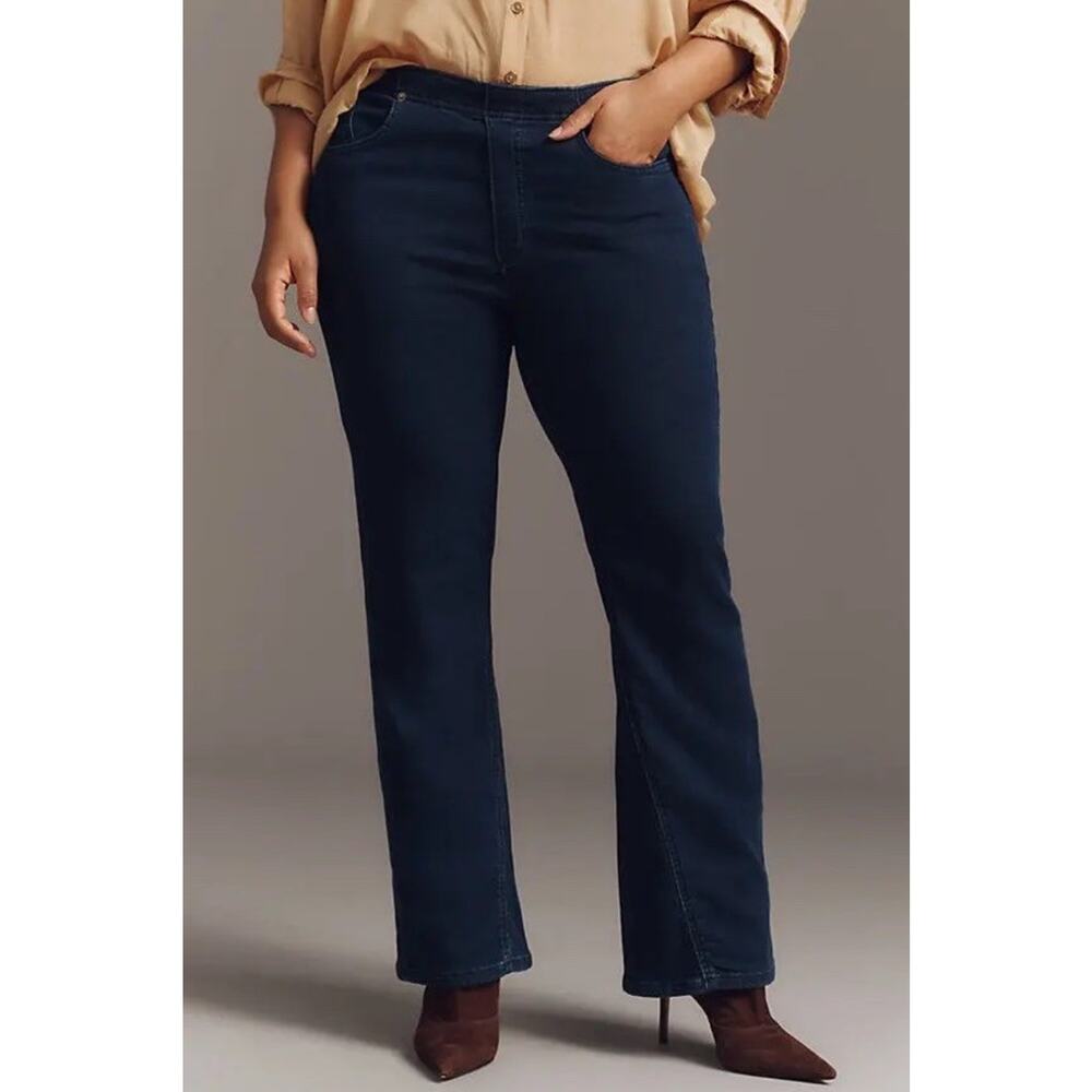 Anthropologie PILCRO Essential Low Rise Knit Flare Jeans Dark Wash Denim Size 31